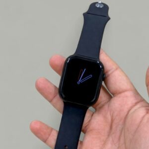 Midnight Black Full-Screen Bluetooth Calling Smartwatch with Silicone Strap